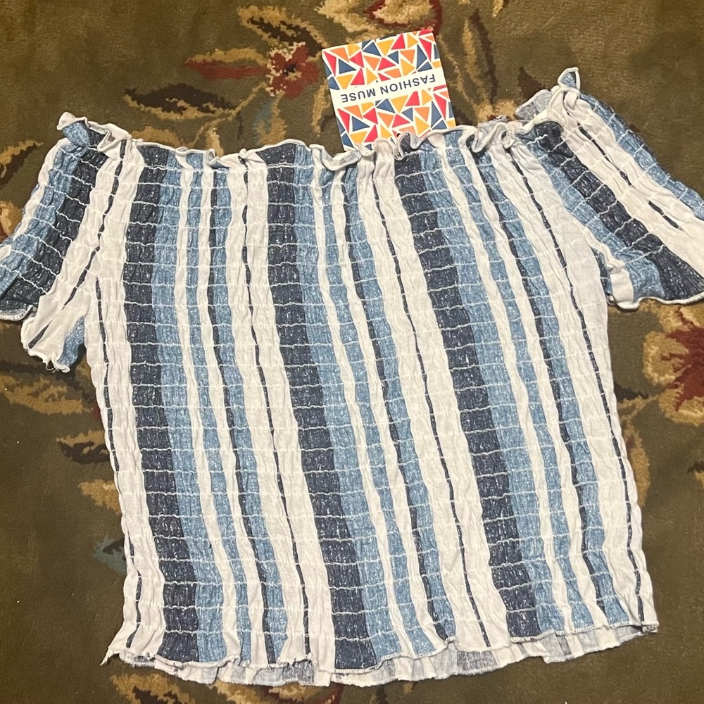 ❤️5/$20. Blue and White Striped Off-Shoulder Top